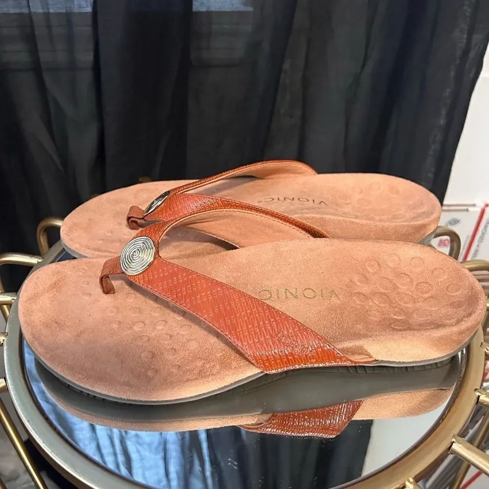 Vionic Hilda Sandals - Picture 5 of 5